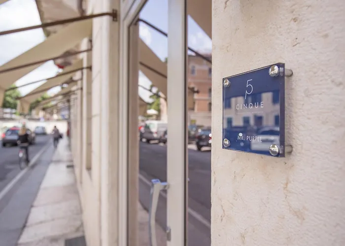 Cinque Guest house 4*